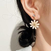 Boucles d'oreilles à pendentif fleur blanc doré, fête et soirée